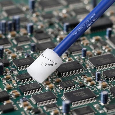تنظيف PCB Micro-Gap TX742: رأس إسفنج 3.5 ملم على مقبض أقل من 75 ملم للوصول إلى تجمعات مكتظة